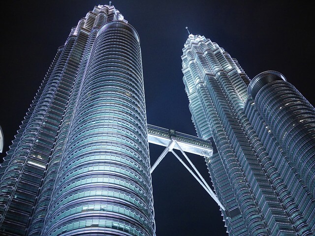 Tòa tháp đôi Petronas ở Malaysia