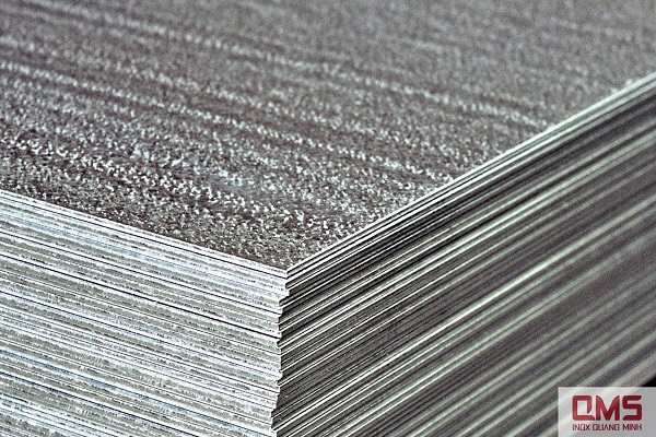 thép tấm mạ kẽm