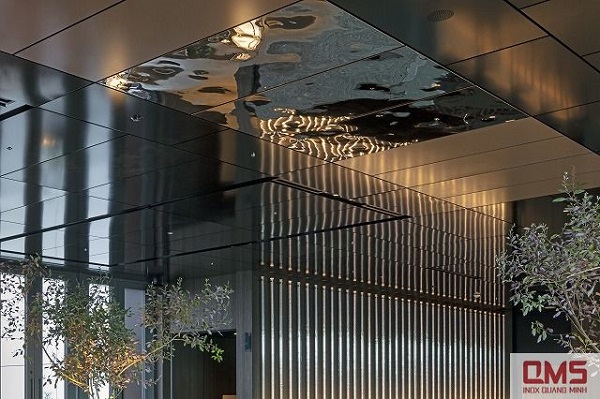 Thi công tấm inox sóng nước