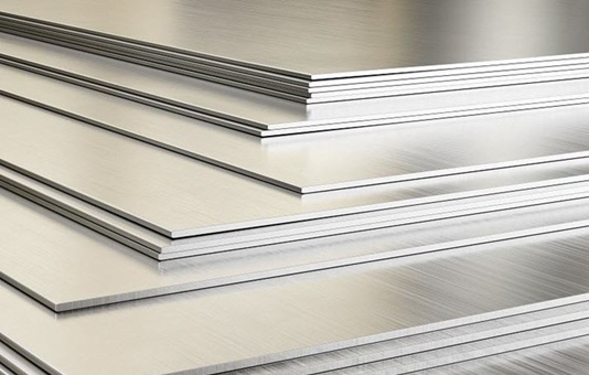 Inox lá là vật liệu không thể thiếu trong nhiều ngành công nghiệp nhờ độ bền, thẩm mỹ