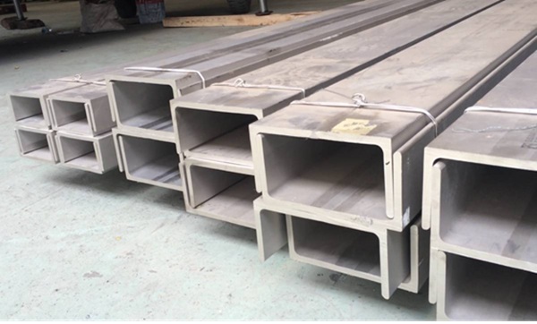 Nhờ cấu tạo chắc chắn và hình dáng đa dạng, inox hình ngày càng được sử dụng rộng rãi