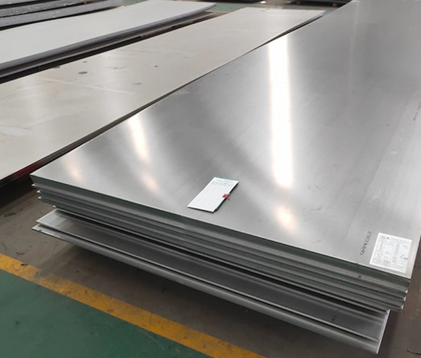 Tấm inox giả có chất lượng kém và đặt biệt là có giá rẻ